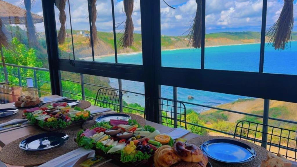 Marina Fener Hotel Istanbul Airport Karaburun  Екстериор снимка