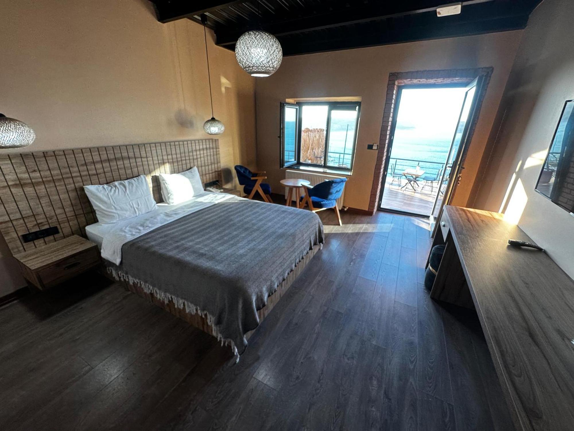 Marina Fener Hotel Istanbul Airport Karaburun  Екстериор снимка